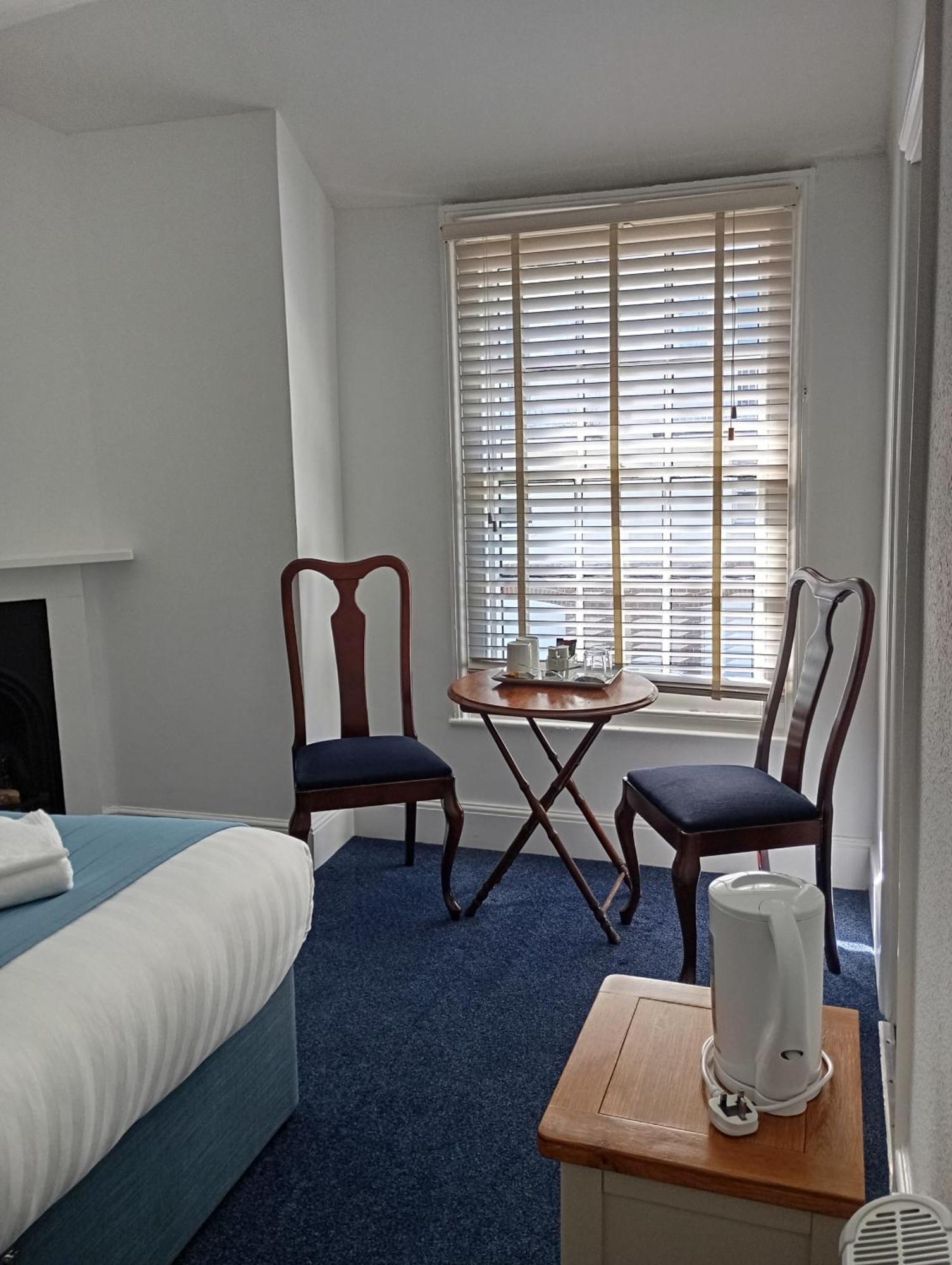 Hotel Royal Ocean Racing Club Cowes  Esterno foto